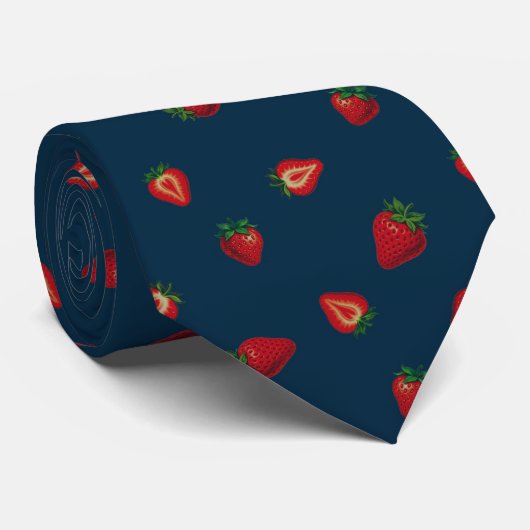 Strawberry Luscious Krawatte (Gerollt)