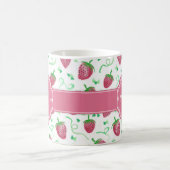 Strawberry-Muster mit Monogramm Kaffeetasse (Mittel)