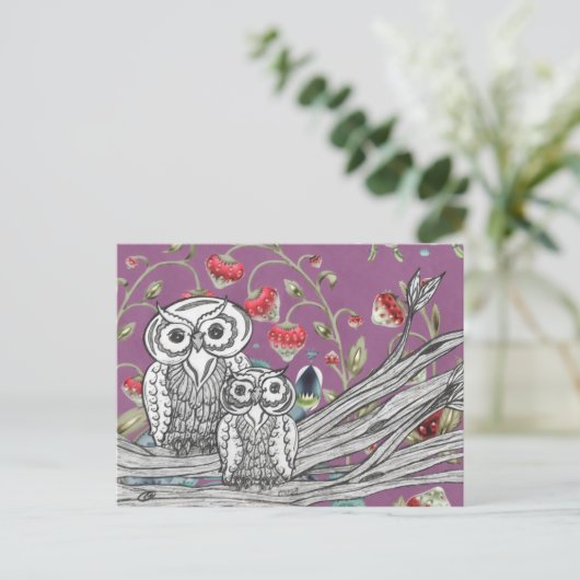 Strawberry Owls Postkarte (Stehend Vorderseite)