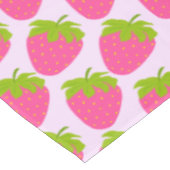 Strawberry Pastel Pink Tischdecke (Schrägansicht)