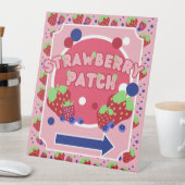 Strawberry Patch Sign Sockelschild (In Situ)