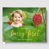 Strawberry Photo Baby's Berry First Birthday Gästebuch (Vorderseite)