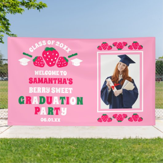 Strawberry Photo Graduation Party Welcome Banner (Außenbereich)