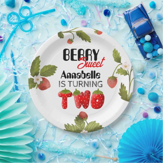 Strawberry Second Birthday Pappteller (Party)