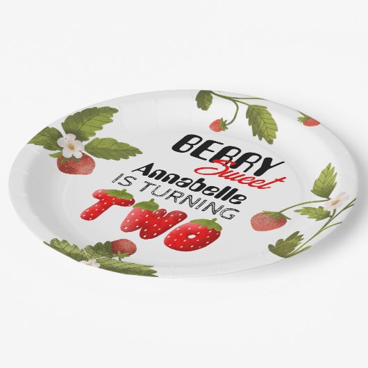Strawberry Second Birthday Pappteller (Schrägansicht)
