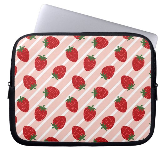 Strawberry Stripe Delight Laptopschutzhülle (Vorderseite)