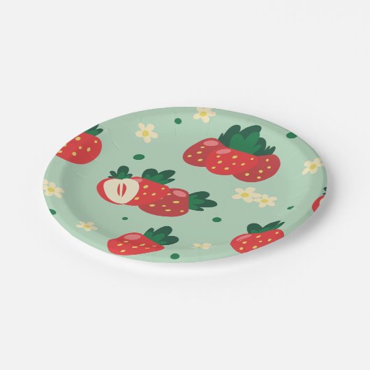 Strawberry Sweet Birthday Party Pappteller (Schrägansicht)