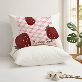 Strawberry Sweet Love – Minimal Berry Trio on Red  Lendenkissen