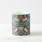 Strawberry Thief (von William Morris) Kaffeetasse (Mittel)