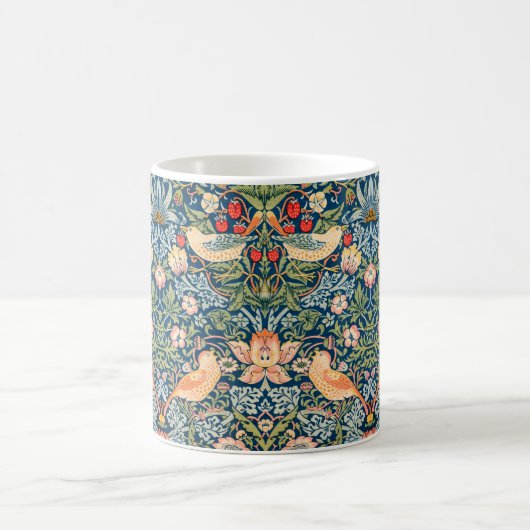 Strawberry Thief (von William Morris) Kaffeetasse (Mittel)