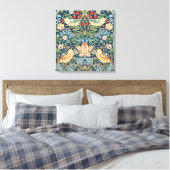 Strawberry Thief (von William Morris) Leinwanddruck (Insitu (Schlafzimmer))