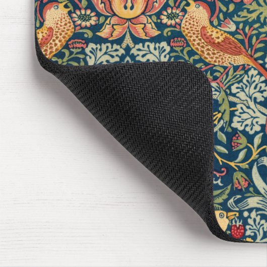 Strawberry Thief von William Morris Mousepad (Ecke)