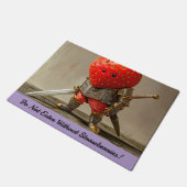 Strawberry Warrior Fußmatte (Schrägansicht)
