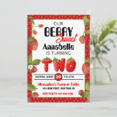 Strawberry Zweite Geburtstagsparty Einladung (Stehend Vorderseite)