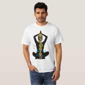 STRECKE VON ASCLEPIUS 7 CHAKRAS, YOGA LOTUS POSE T-Shirt (Vorne ganz)
