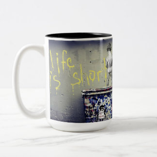Street Art Becher "Urban Dreams" Zweifarbige Tasse