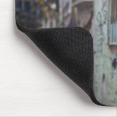 Street art on Calle de la Libertad Street Mousepad (Ecke)