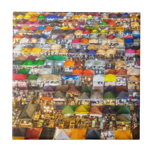 Street Food Market Rod Fai Bangkok Thailand Fliese (Vorderseite)