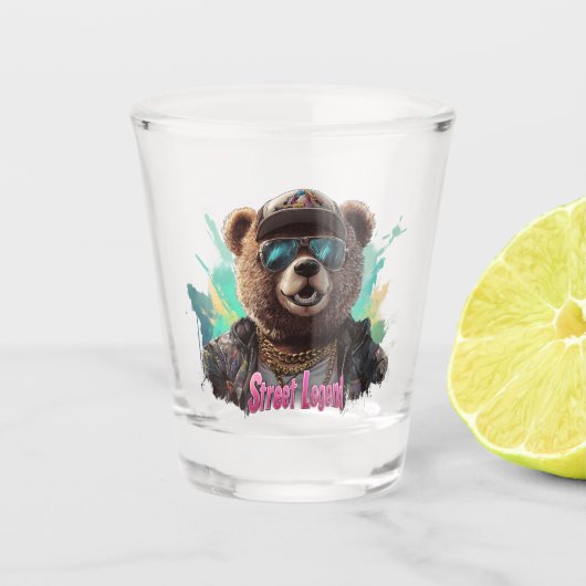 Street Legend Bear - Cooles Grafikdesign Schnapsglas (Vorderseite)