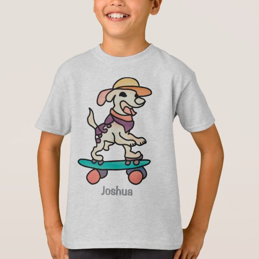 Street Retro Dog auf Skateboard | Funny T-Shirt (Vorderseite)