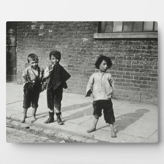 Street urchins Lambeth (b/w Foto) Fotoplatte (Vorderseite)