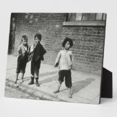Street urchins Lambeth (b/w Foto) Fotoplatte (Seite)