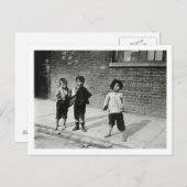 Street urchins Lambeth (b/w Foto) Postkarte (Vorne/Hinten)