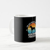 Streichle den Dobermann Pinscher Retro Kaffeetasse (Vorderseite Links)