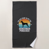 Streichle den Dobermann Pinscher Retro Strandtuch (Vorderseite)