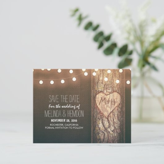 Streichlichter, rustikal Save the Date geschnitzt Ankündigungspostkarte (Stehend Vorderseite)