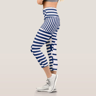Streifen auf Streifen in Blau und Weiß Capri Leggings