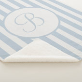 Streifen Blaues Nebel aus weißem Monogramm Sherpadecke (3/4)