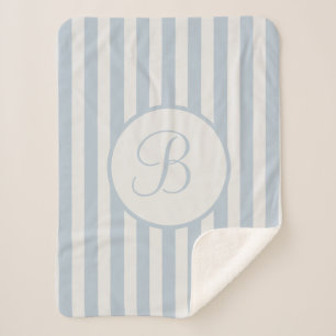 Streifen Blaues Nebel aus weißem Monogramm Sherpadecke