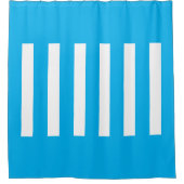 Streifen in der Mitte. Skye Blau und weiß. Duschvorhang (Vorderseite)