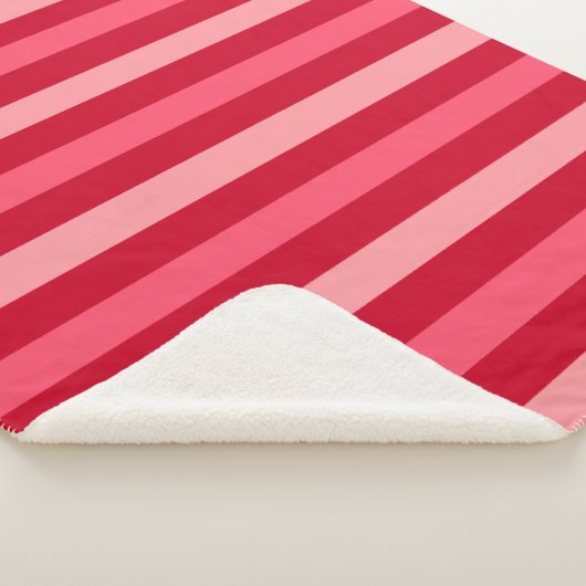 Streifen in Rot und Rosa Sherpadecke (3/4)