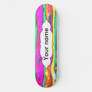 Streifen in Wasserfarben Skateboard