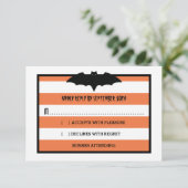 Streifen und Becken | Orange Halloween Wedding RSV RSVP Karte (Stehend Vorderseite)