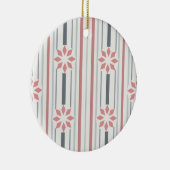 Streifenmuster Keramik Ornament (Rechts)