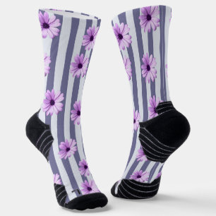 Streifenmuster mit lila Molsen Socken