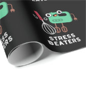 Stress Beaters Funny Baking Whisk Pub Dark BG Geschenkpapier (Rolleneckpunkt)