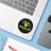 Stressed Ape Studios Grünes Logo-Aufkleber Aufkleber (Laptop mit iPhone)