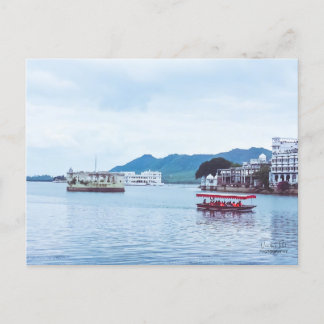 Stretched Canvas Print - Beautiful Lake Palace Pos Postkarte