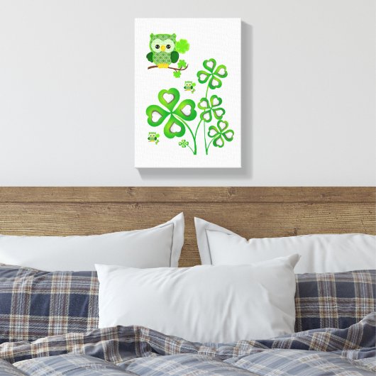 Stretched Canvas Print St. Patrick's Day Owl Leinwanddruck (Insitu (Schlafzimmer))