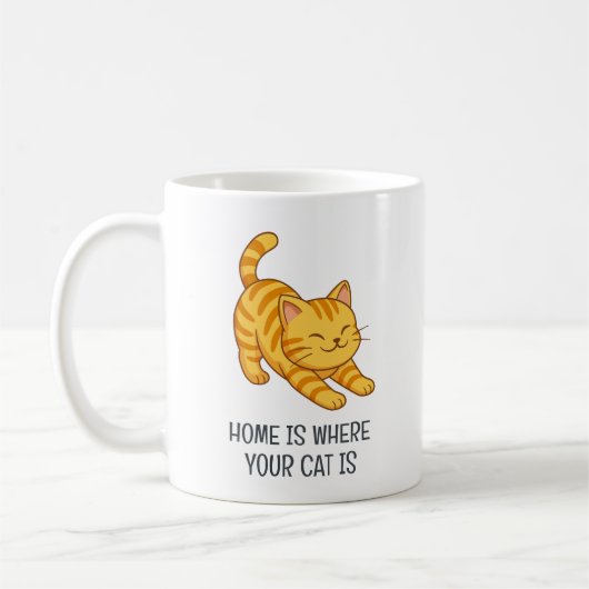 Stretching Orange Tabby Cat Custom Text Kaffeetasse (Links)