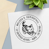 Stretching Tabby Cat Round Address Permastempel