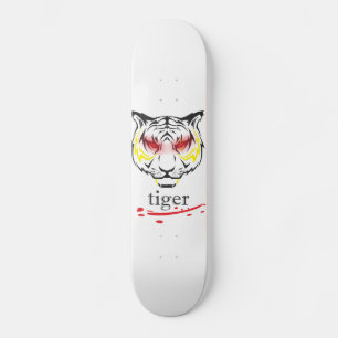 Streutiger Skateboard