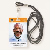 Strichcode des modernen Round-Logos für Mitarbeite Ausweis (Vorderseite mit Schlüsselband)