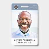 Strichcode des modernen Round-Logos für Mitarbeite Ausweis (Vorderseite)