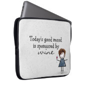 Strichfigur-Mädchen mit Wein und Sneakers Laptopschutzhülle (Vorne Rechts)