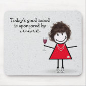 Strichfigur-Mädchen mit Wein und Sneakers Mousepad (Vorne)